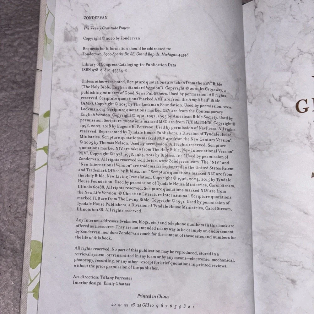 The Weekly Gratitude Project : A Challenge to Journal, Reflect, and Grow a